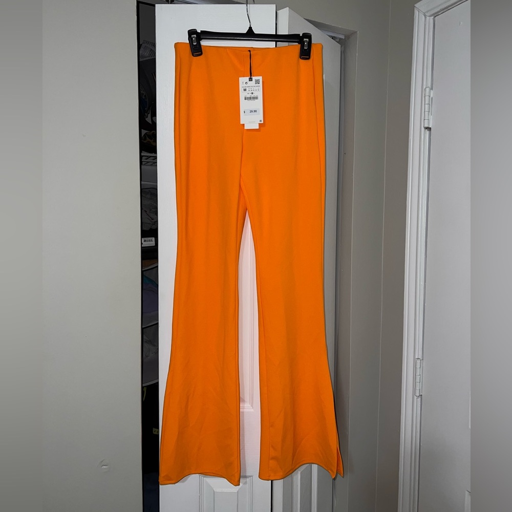 NWT ZARA ORANGE PANTS MEDIUM